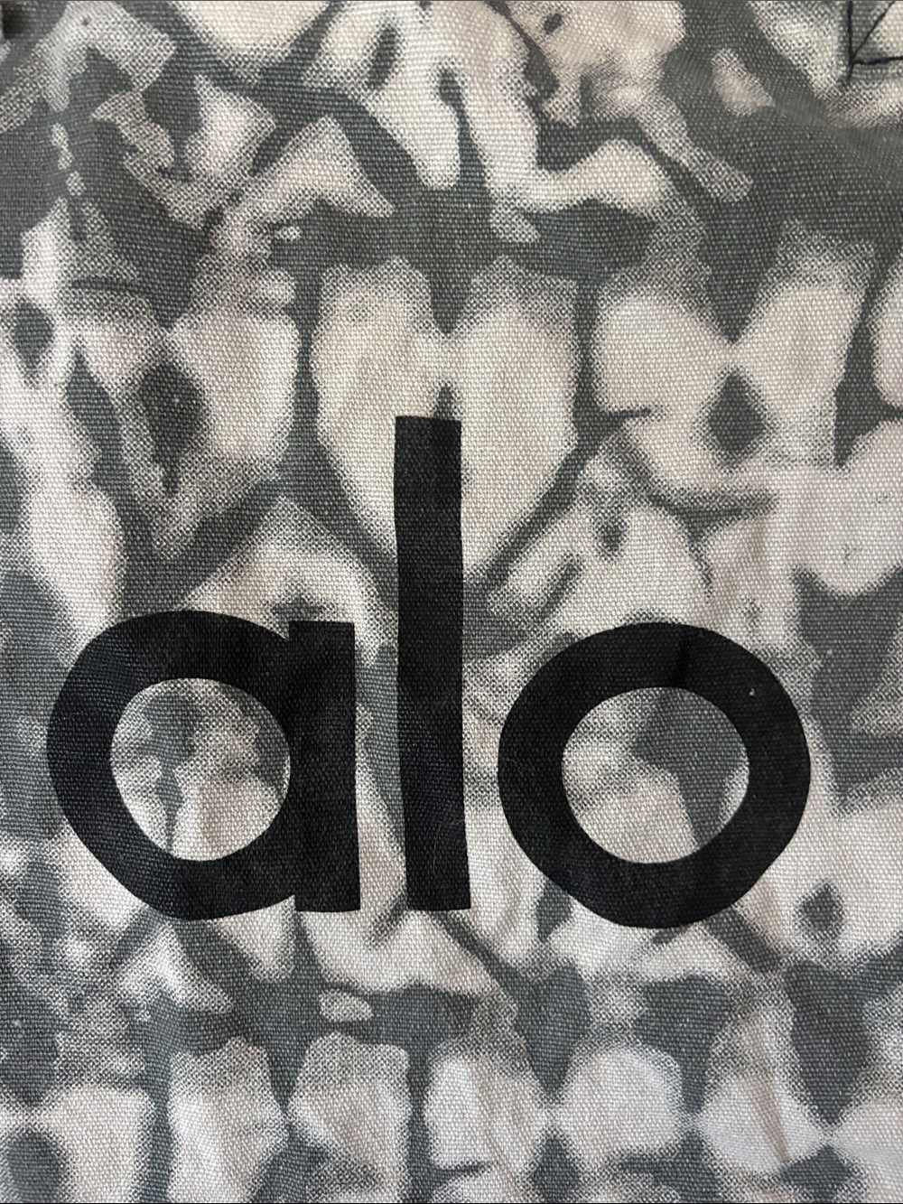 ALO Yoga Gray and White Tie-Dye Canvas Tote - Picture 2 of 2